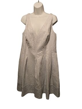 Women's Sleeveless Textured V-Neck Dress in Light Beige